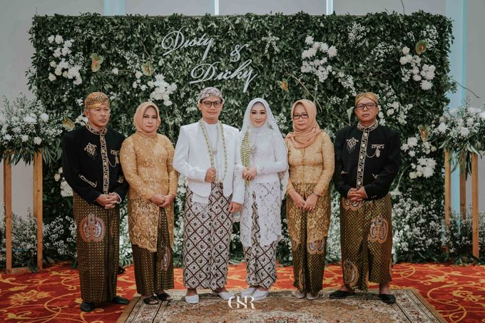 Disty & Dicky Wedding by Get Her Ring - 035