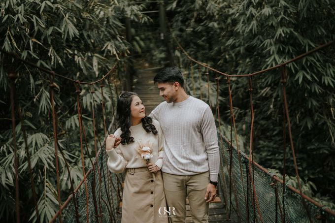 Tifa & Septian Prewedding by Get Her Ring - 031 Tifa & Septian Prewedding by Get Her Ring - 031
