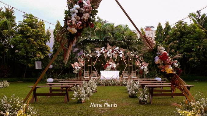 Ghea & Iqbal Wedding Decoration by Nona Manis Creative Planner - 001 Ghea & Iqbal Wedding Decoration by Nona Manis Creative Planner - 001