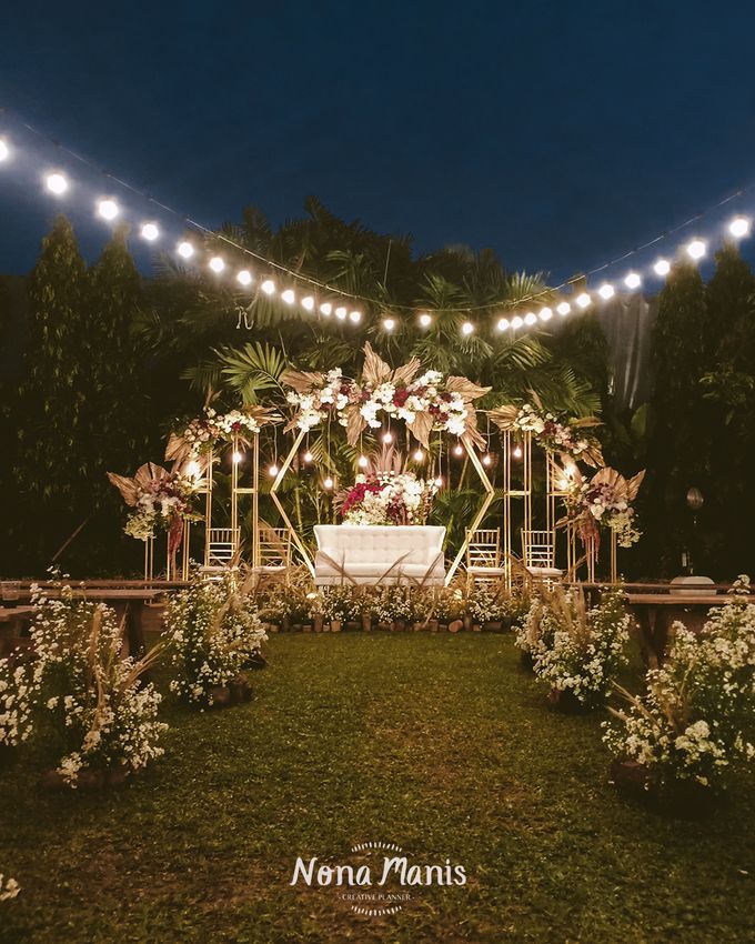 Ghea & Iqbal Wedding Decoration by Nona Manis Creative Planner - 004 Ghea & Iqbal Wedding Decoration by Nona Manis Creative Planner - 004