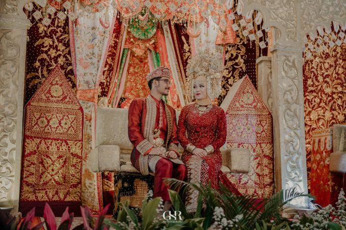 Dila & Hadi Wedding - Gedung Kesatrian Soekarno Hatta BIN by Get Her Ring - 030