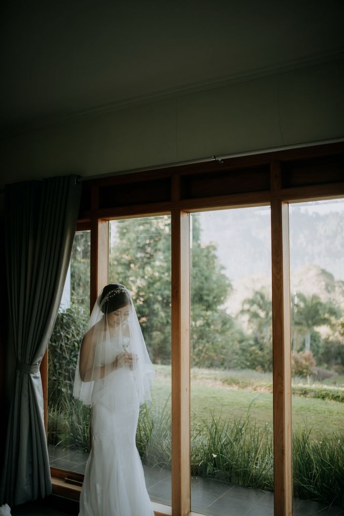 Yenni and Peter Wedding Day by NOMA Jewelry & Accessories - 004 Yenni and Peter Wedding Day by NOMA Jewelry & Accessories - 004