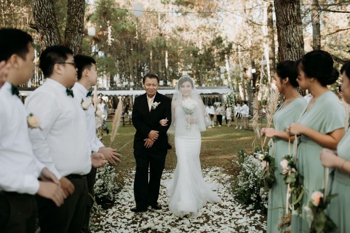 Yenni and Peter Wedding Day by Pine Hill Cibodas - 009 Yenni and Peter Wedding Day by Pine Hill Cibodas - 009