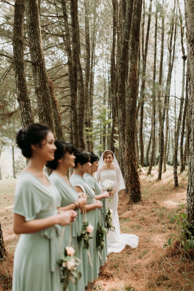 Yenni and Peter Wedding Day by Pine Hill Cibodas - 028 Yenni and Peter Wedding Day by Pine Hill Cibodas - 028