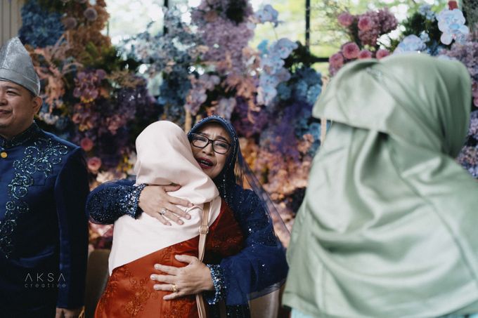 Gina & Fikry Wedding at The Gallery CIBIS Park Part 5 by AKSA Creative - 019