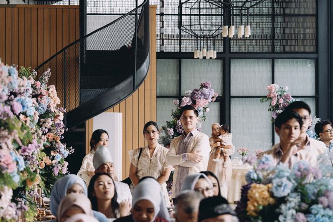 Gina & Fikry Wedding at The Gallery CIBIS Park Part 3 by AKSA Creative - 017