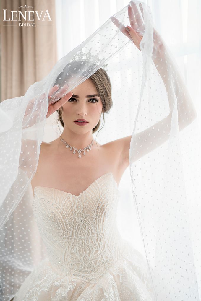 WEDDING GOWN by Leneva Bridal - 021 WEDDING GOWN by Leneva Bridal - 021