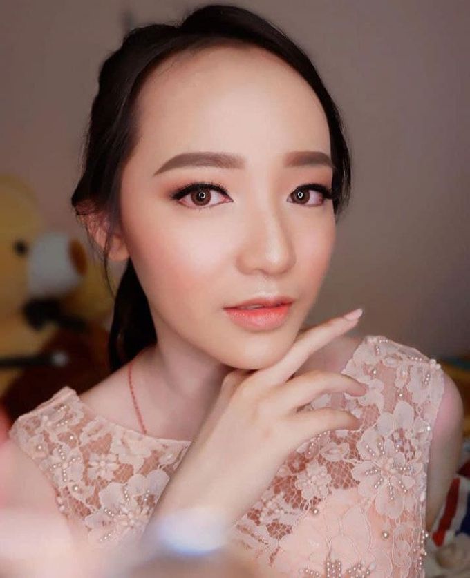 Make up bridesmaid by Grissham Organizer - 001 Make up bridesmaid by Grissham Organizer - 001