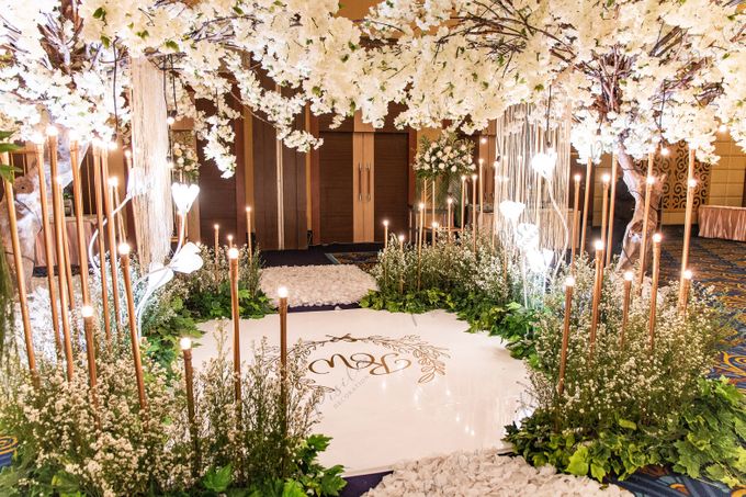 Golden Boutique Hotel 15 Sep 19 By Pisilia Wedding Decoration Bridestorycom