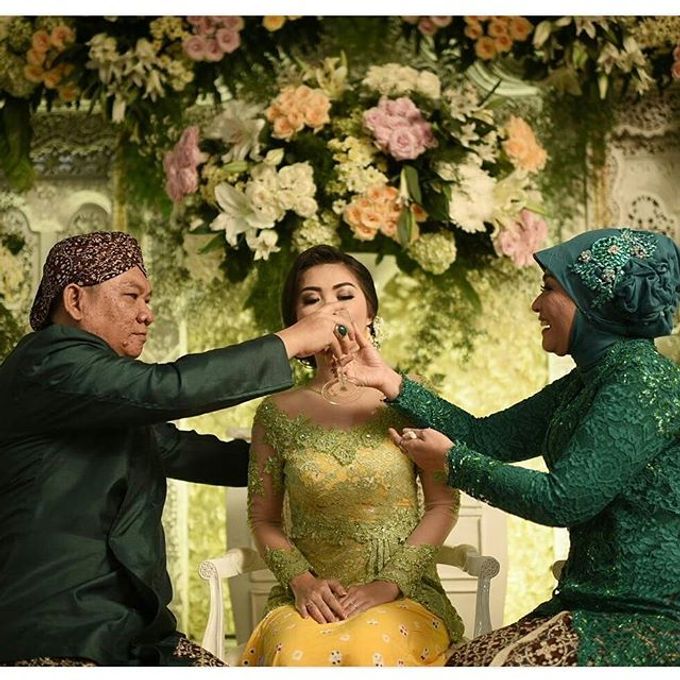 SIRAMAN TIARA Chandira Wedding Organizer Bridestory