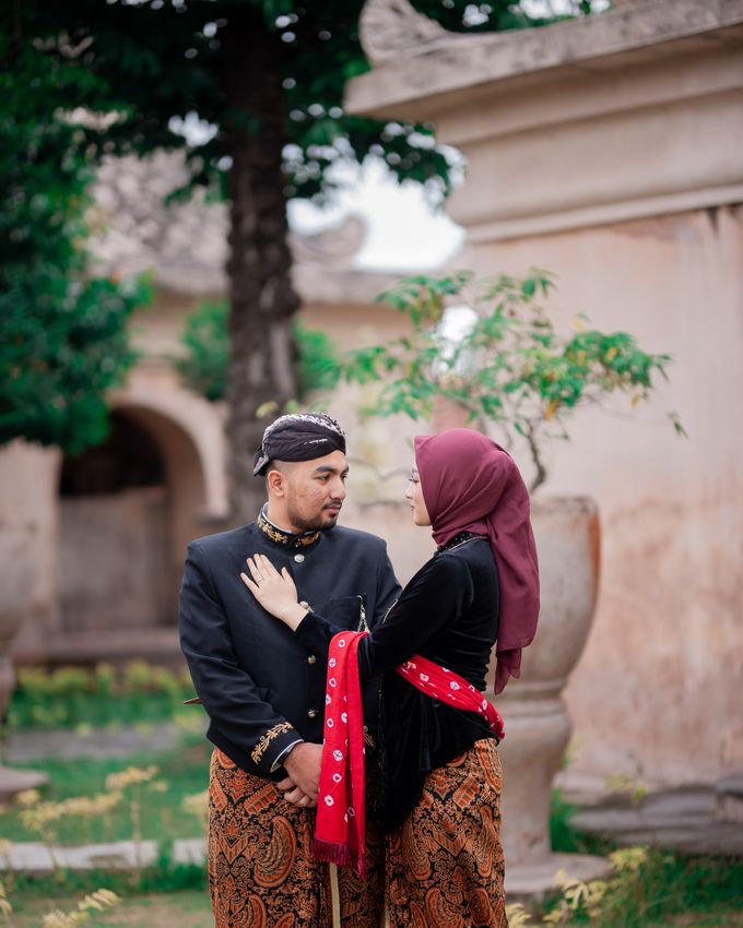 prewedding kharisma dan dzulfikar by Ihya Imaji Wedding Photography - 006