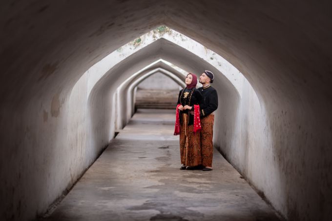 prewedding kharisma dan dzulfikar by Ihya Imaji Wedding Photography - 025