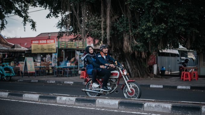 prewedding dzulfikar dan kharisma by Ihya Imaji Wedding Photography - 010