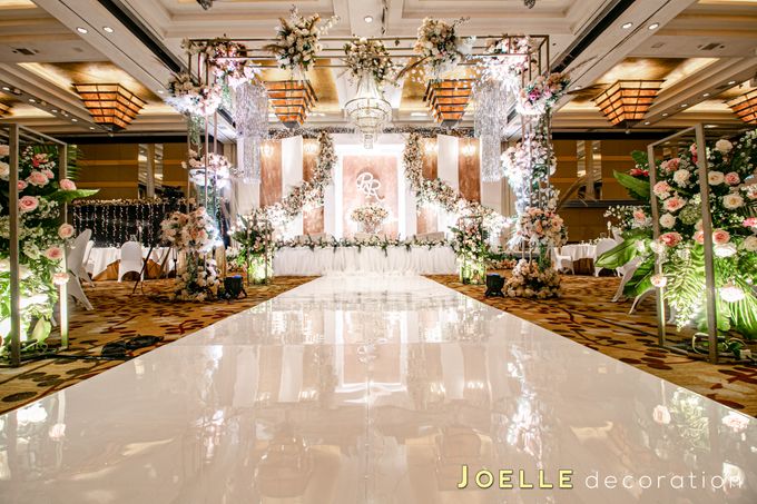 Be kind whenever possible. It is always possible by Joelle Decoration - 021 Be kind whenever possible. It is always possible by Joelle Decoration - 021