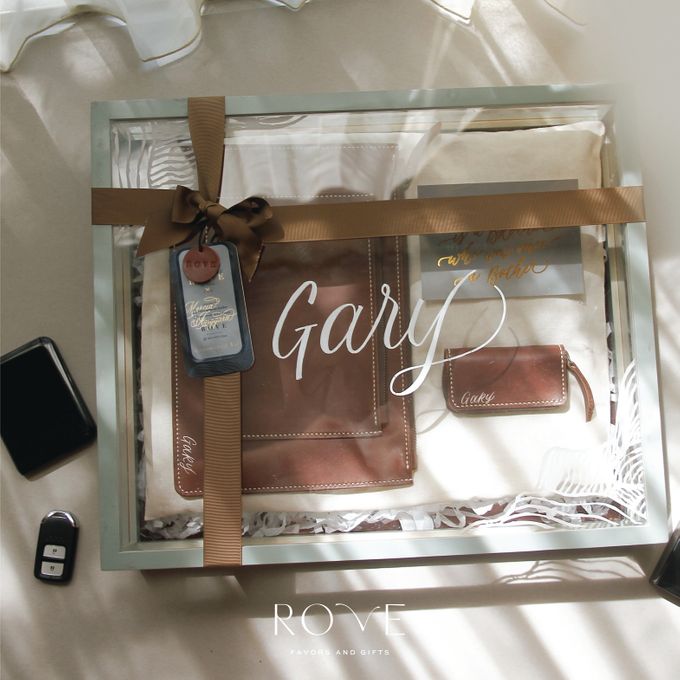 Groomsmen Kit For Your Best Friends by Rove Gift - 001 Groomsmen Kit For Your Best Friends by Rove Gift - 001