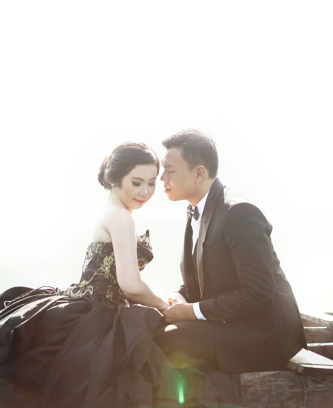 Prewedding photo by Henokh Wiranegara by All Seasons Photo - 014 Prewedding photo by Henokh Wiranegara by All Seasons Photo - 014