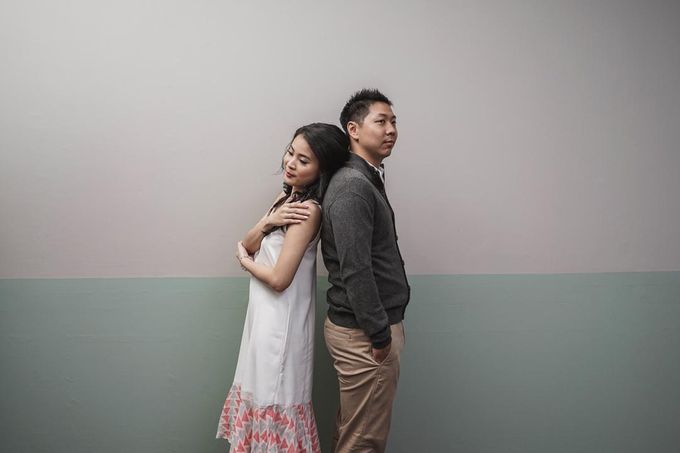 Henry & Angela Studio Pre-wedding by Ian Vins - 002 Henry & Angela Studio Pre-wedding by Ian Vins - 002