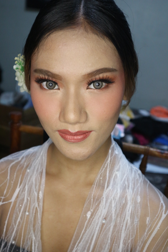 Simple Flawless Wedding Makeup Hairdo  by Hana Gloria MUA - 001