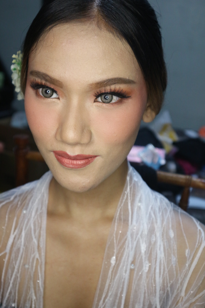 Simple Flawless Wedding Makeup Hairdo  by Hana Gloria MUA - 004