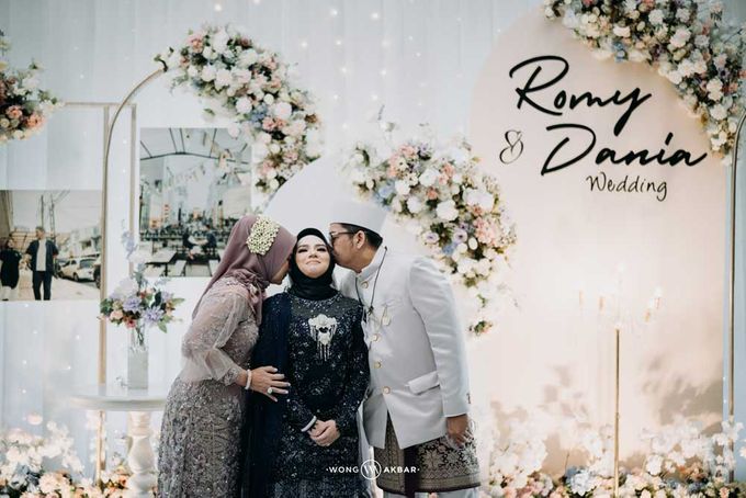 The Wedding of Dania & Romy by Sky Wedding Entertainment Enterprise & Organizer - 017