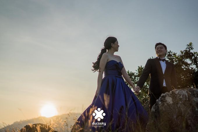 Harfy Chindy Pre-Wedding - You Are My Sunshine by Wong Hang Distinguished Tailor - 010