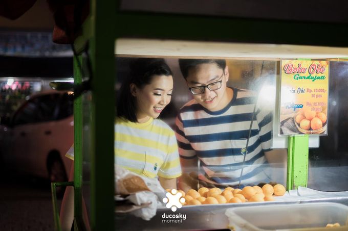 Chindy Harfy Pre-Wedding - Street Food by Ducosky - 025