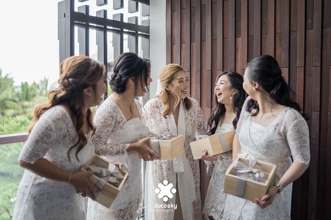 Harfy Chindy Wedding | Chindy and the Bridesmaid by Florencia Augustine - 011