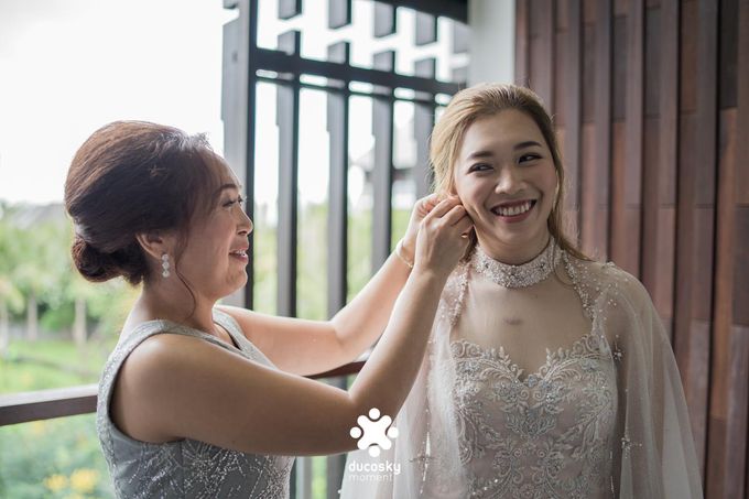 Harfy Chindy Wedding | Chindy and the Bridesmaid by Florencia Augustine - 027