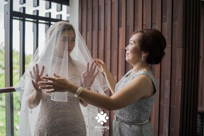 Harfy Chindy Wedding | Chindy and the Bridesmaid by Florencia Augustine - 033 Harfy Chindy Wedding | Chindy and the Bridesmaid by Florencia Augustine - 033