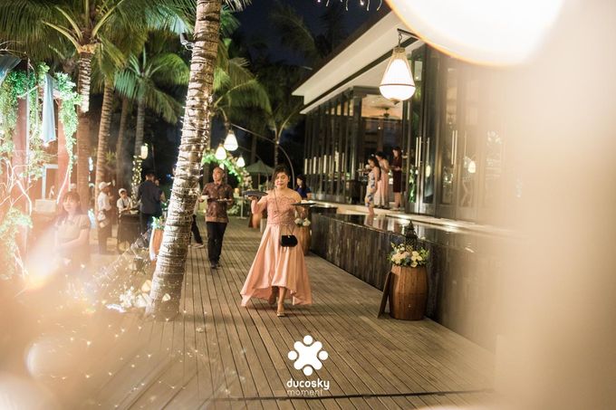 Harfy Chindy Wedding | Stardust on The Beach by Florencia Augustine - 022 Harfy Chindy Wedding | Stardust on The Beach by Florencia Augustine - 022
