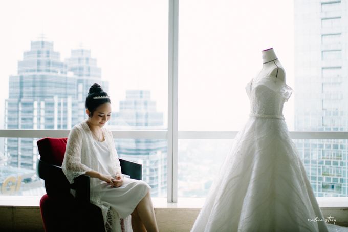 Pasola Ritz Carlton Pasific Place Wedding William Sisil by Le Emerald Couture - 001