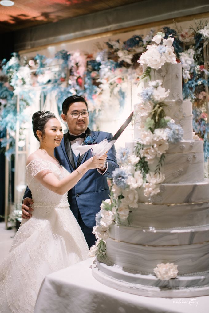Pasola Ritz Carlton Pasific Place Wedding William Sisil by Le Emerald Couture - 006