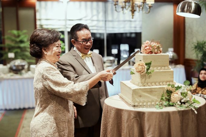 Golden Wedding Anniversary of Pak Dharma & Bu Helena by MAC Wedding - 002 Golden Wedding Anniversary of Pak Dharma & Bu Helena by MAC Wedding - 002