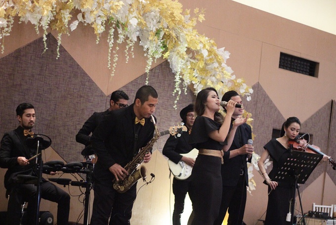 Full Band with saxo & violin by HEAVEN ENTERTAINMENT - 002 Full Band with saxo & violin by HEAVEN ENTERTAINMENT - 002