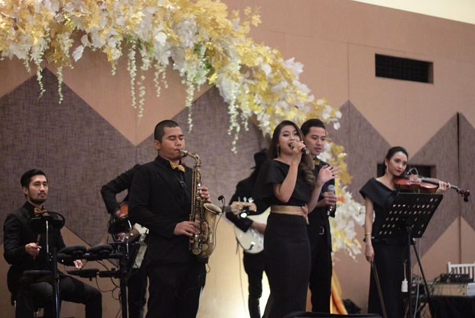 Full Band with saxo & violin by HEAVEN ENTERTAINMENT - 008 Full Band with saxo & violin by HEAVEN ENTERTAINMENT - 008