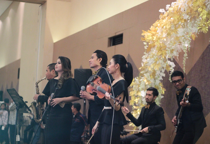 Full Band with saxo & violin by HEAVEN ENTERTAINMENT - 010 Full Band with saxo & violin by HEAVEN ENTERTAINMENT - 010