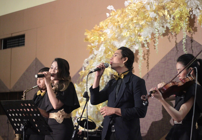 Full Band with saxo & violin by HEAVEN ENTERTAINMENT - 014 Full Band with saxo & violin by HEAVEN ENTERTAINMENT - 014