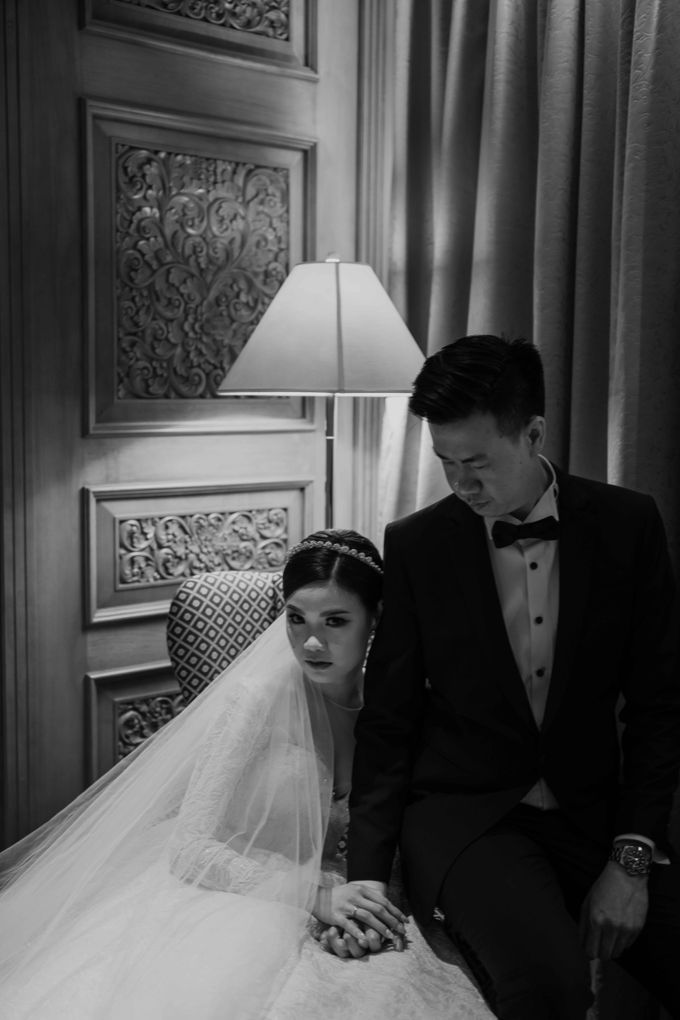 Hendra & Diana Wedding at Le Meridien Hotel Jakarta by AKSA Creative - 042 Hendra & Diana Wedding at Le Meridien Hotel Jakarta by AKSA Creative - 042