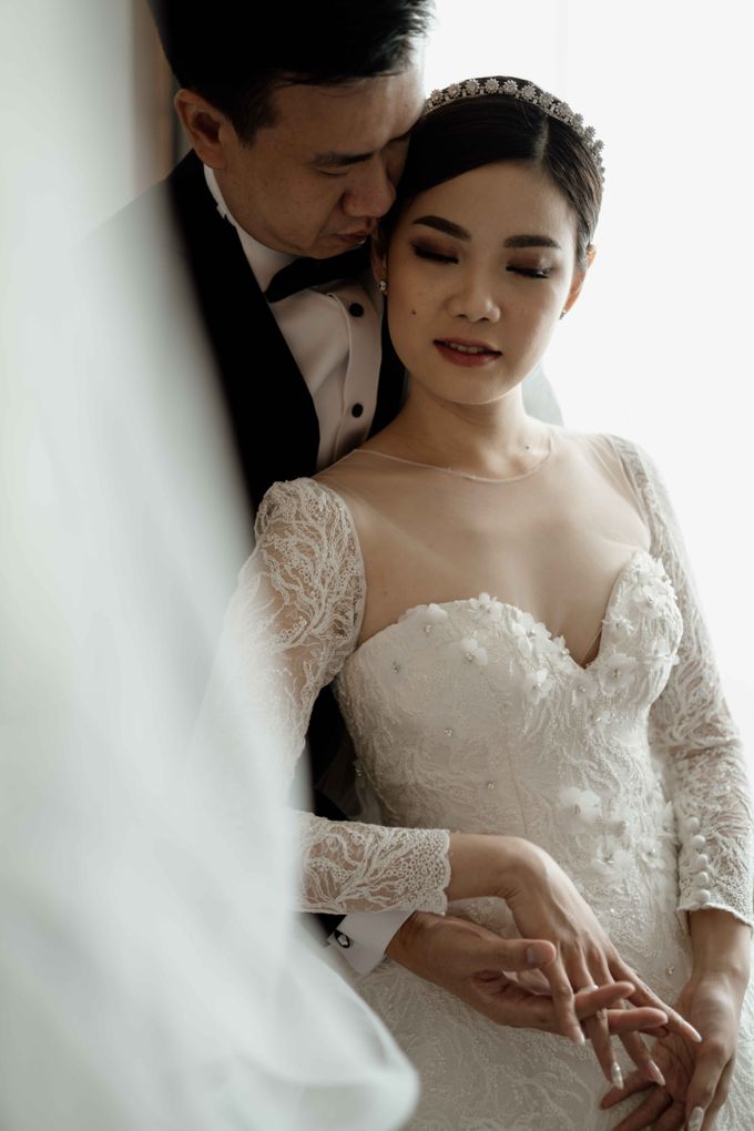 Hendra & Diana Wedding at Le Meridien Hotel Jakarta by AKSA Creative - 048 Hendra & Diana Wedding at Le Meridien Hotel Jakarta by AKSA Creative - 048
