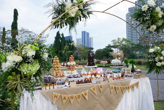 Wedding of Hendry & Audrey - Jardin Sweet Corner by BUKIT DARMO GOLF SURABAYA - 004