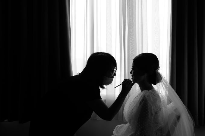 Morning Preparation of Hendry & Kartika by Kayika Wedding Organizer - 003 Morning Preparation of Hendry & Kartika by Kayika Wedding Organizer - 003