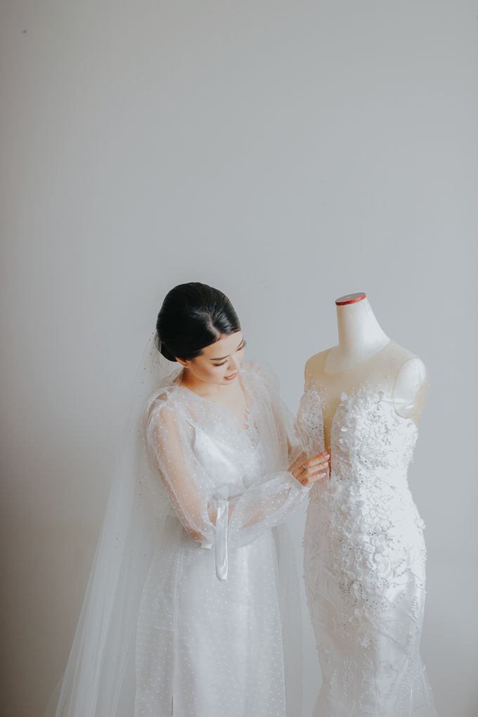 Morning Preparation of Hendry & Kartika by Kayika Wedding Organizer - 006 Morning Preparation of Hendry & Kartika by Kayika Wedding Organizer - 006