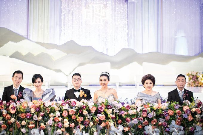 Hendy & Nathalia Wedding Decoration at Puri Bengawan by Valentine Wedding Decoration - 042