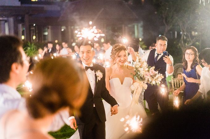 Elegant Wedding Decoration with the mix of blush and ivory at The Ritz Carlton by Silverdust Decoration - 021