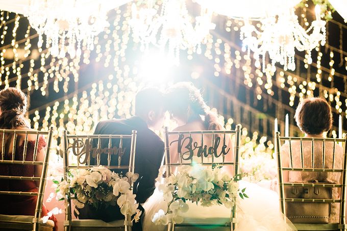 Elegant Wedding Decoration with the mix of blush and ivory at The Ritz Carlton by Silverdust Decoration - 022