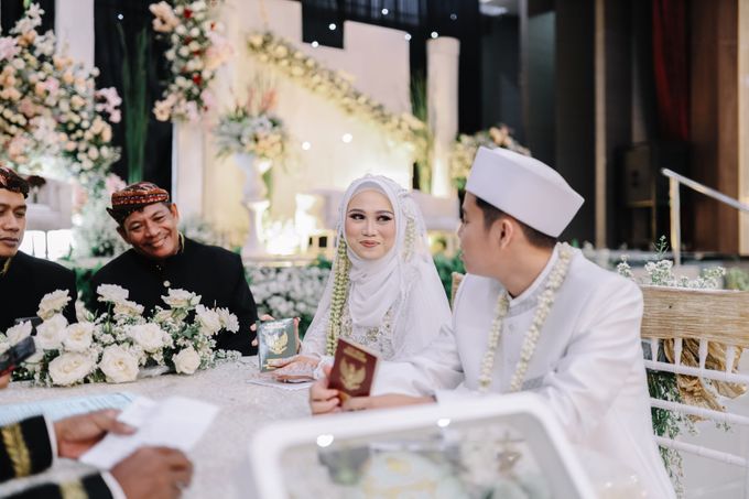 Dina & Rey Wedding by Kamajayaratih Organizer - 006
