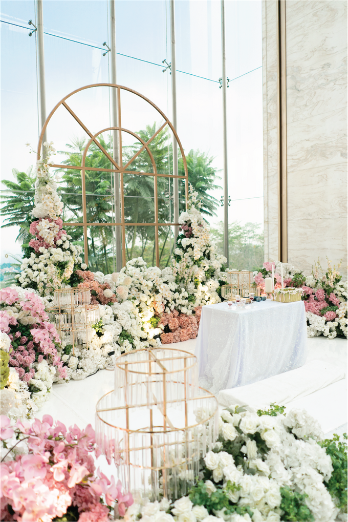 Edo & Maria Holy Matrimony Decoration at Intercontinental Wedding Hall by Valentine Wedding Decoration - 003 Edo & Maria Holy Matrimony Decoration at Intercontinental Wedding Hall by Valentine Wedding Decoration - 003