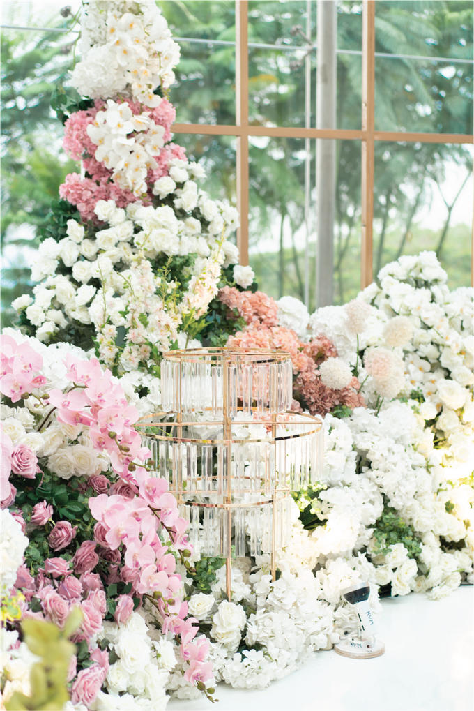 Edo & Maria Holy Matrimony Decoration at Intercontinental Wedding Hall by Valentine Wedding Decoration - 005 Edo & Maria Holy Matrimony Decoration at Intercontinental Wedding Hall by Valentine Wedding Decoration - 005