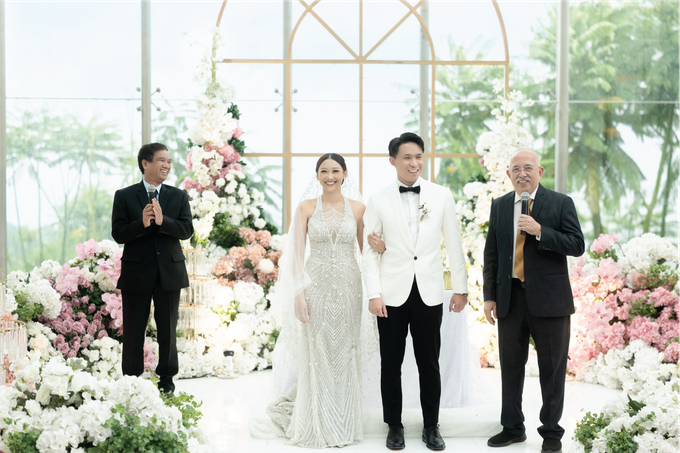 Edo & Maria Holy Matrimony Decoration at Intercontinental Wedding Hall by Valentine Wedding Decoration - 025 Edo & Maria Holy Matrimony Decoration at Intercontinental Wedding Hall by Valentine Wedding Decoration - 025