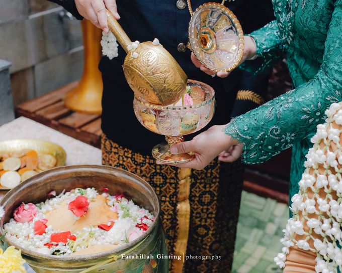 Amanda Ikha - Siraman & Pengajian Ceremony by Fatahillah Ginting Photography - 014